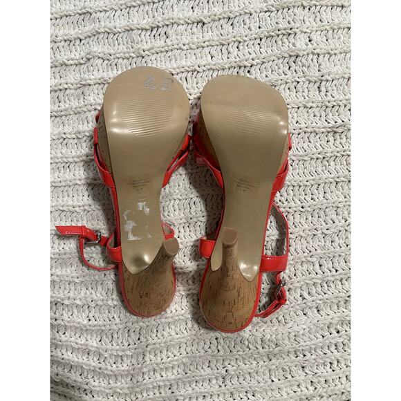 Guess Strappy Sandals WG Aleena T Platform Women's Size 9.5 Coral Orange Heels - Picture 7 of 11